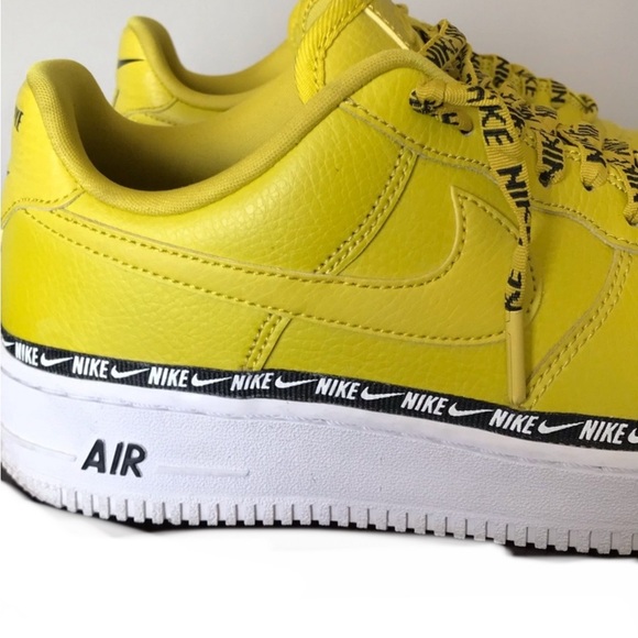 Nike Air Force 1 Low SE Premium - Yellow - Picture 2 of 4